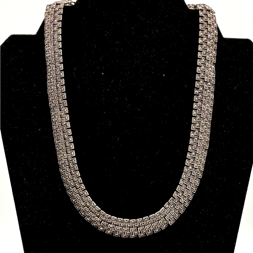 Sophisticated Sterling Silver Box Chain Necklace 18”